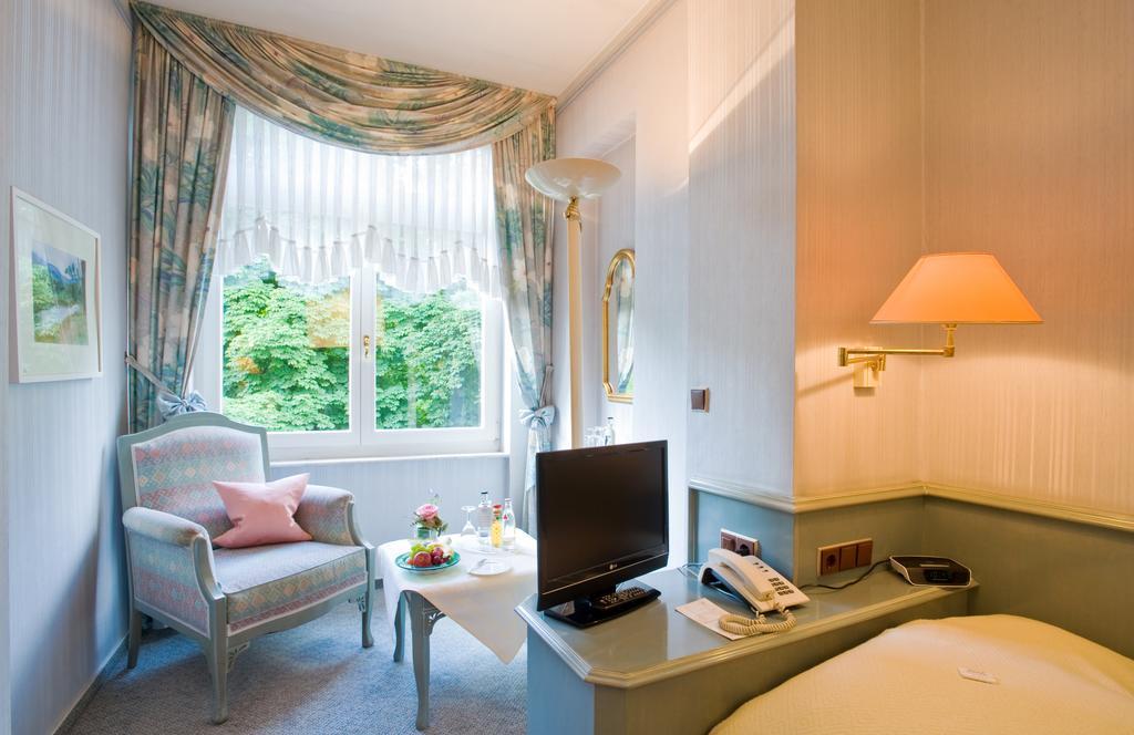 Privat-Hotel Villa Aurora Bad Neuenahr-Ahrweiler Ngoại thất bức ảnh